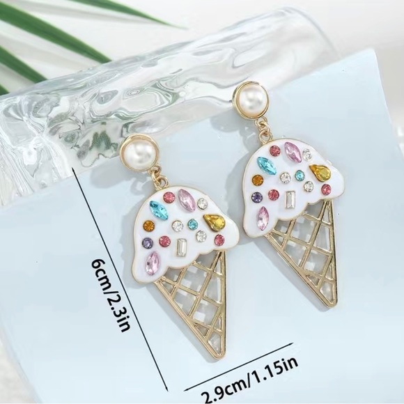 🍦Jewelled Ice Cream Cone Fashion Earrings - Picture 3 of 5